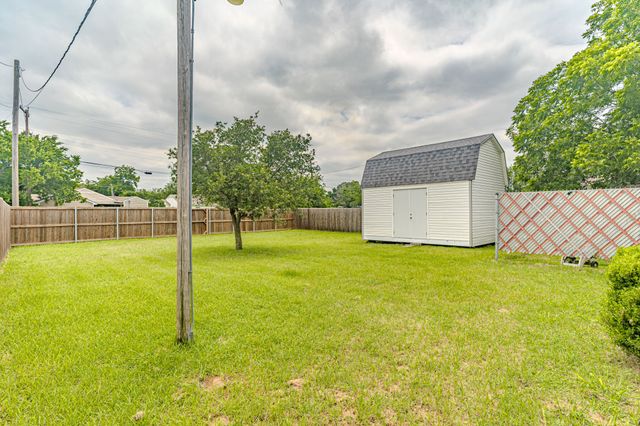 1912 15th Street, Mineral Wells, TX 76067