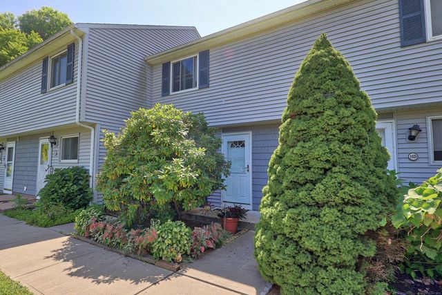 16 Seymour Road 16C, East Granby, CT 06026