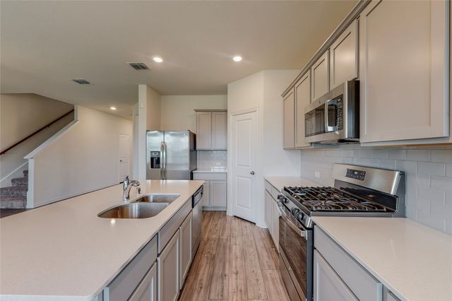 2130 Clarion Drive, Forney, TX 75126