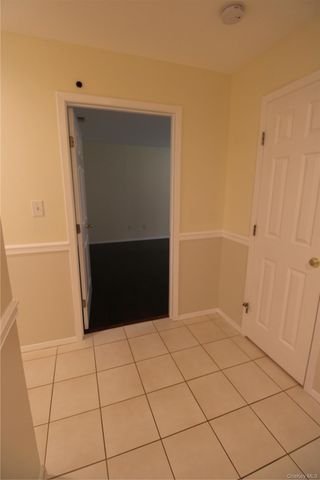 146 Farm House Court, Manorville, NY 11949