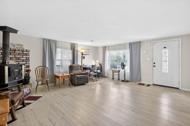 383 Taylor Rd, Lodi, CA 95242