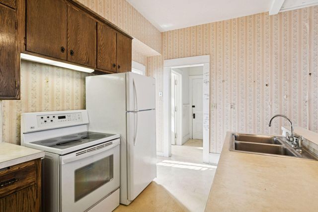 1105 Jessie Street, Saint Paul, MN 55130