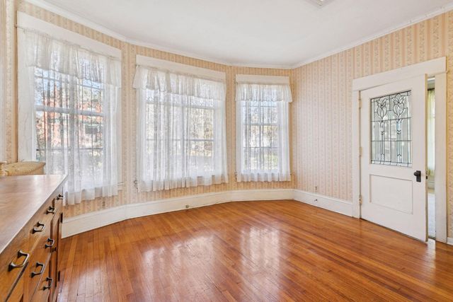 1105 Jessie Street, Saint Paul, MN 55130