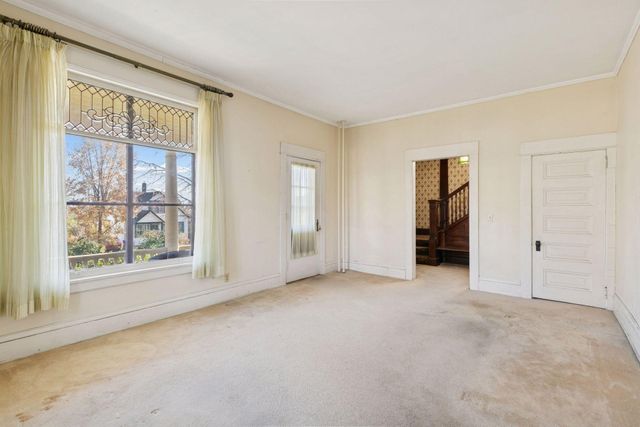 1105 Jessie Street, Saint Paul, MN 55130