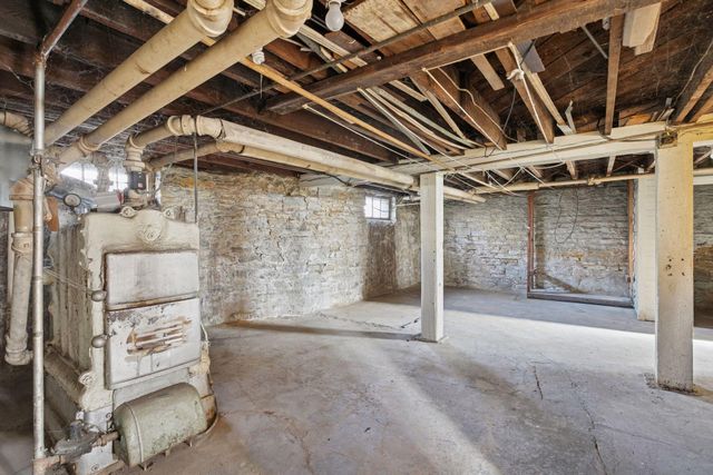 1105 Jessie Street, Saint Paul, MN 55130