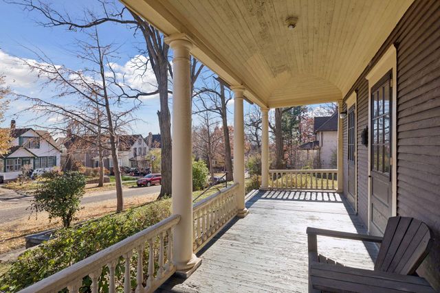 1105 Jessie Street, Saint Paul, MN 55130