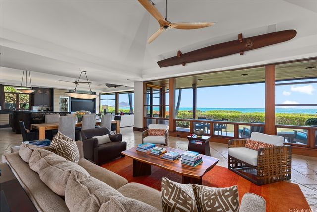 396 Dune Circle, Kailua, HI 96734
