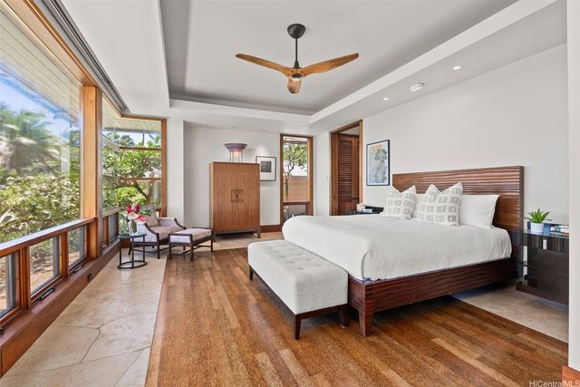396 Dune Circle, Kailua, HI 96734