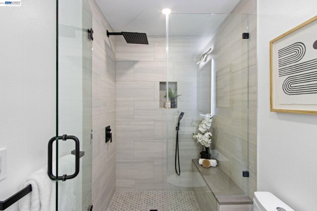 2772 Tice Creek Dr 4, Walnut Creek, CA 94595