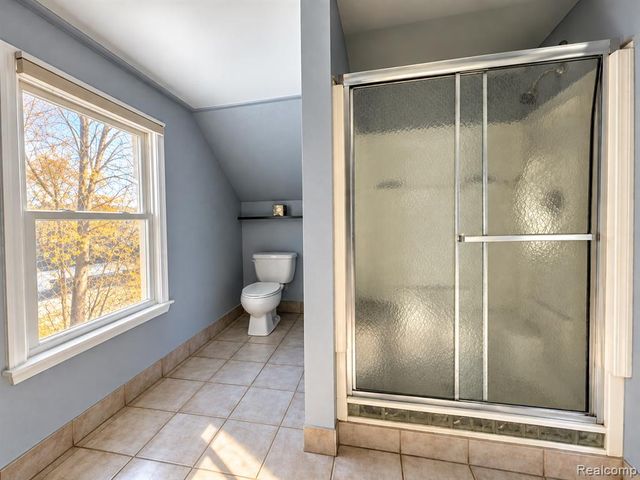 21761 Middlebelt Road, Farmington Hills, MI 48336