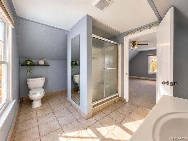 21761 Middlebelt Road, Farmington Hills, MI 48336