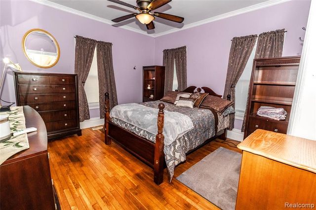 825 N Main Street, Lapeer, MI 48446