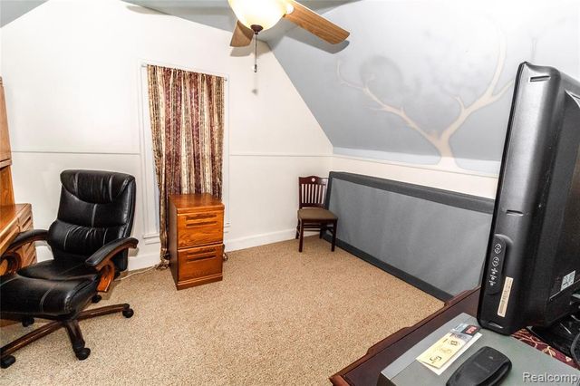825 N Main Street, Lapeer, MI 48446