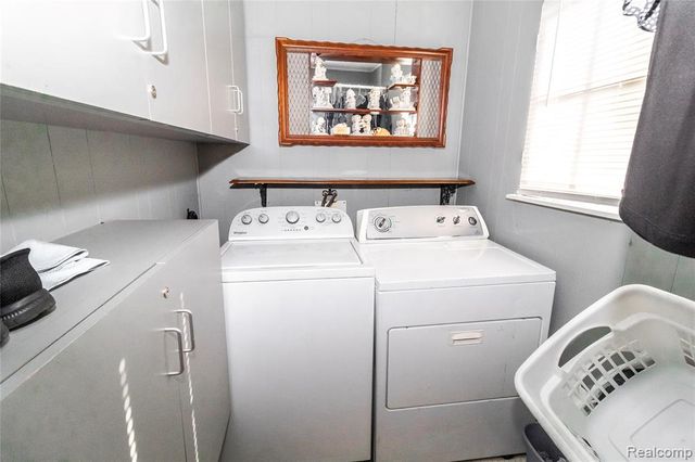 825 N Main Street, Lapeer, MI 48446