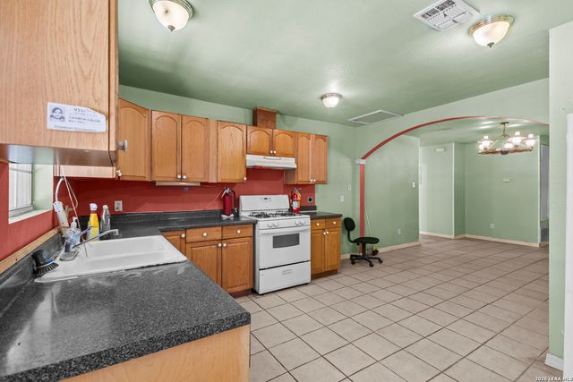 4735 Aloha, San Antonio, TX 78219