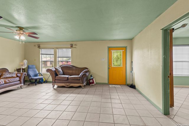4735 Aloha, San Antonio, TX 78219