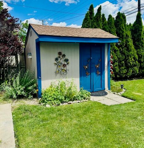 14031 Longtin Street, Southgate, MI 48195