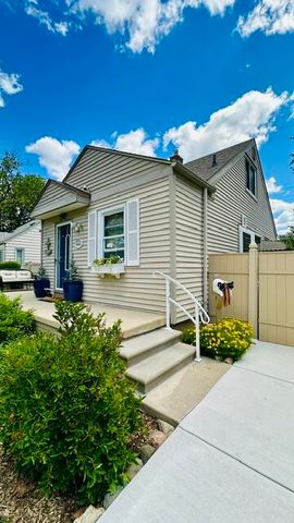14031 Longtin Street, Southgate, MI 48195