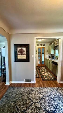 14031 Longtin Street, Southgate, MI 48195