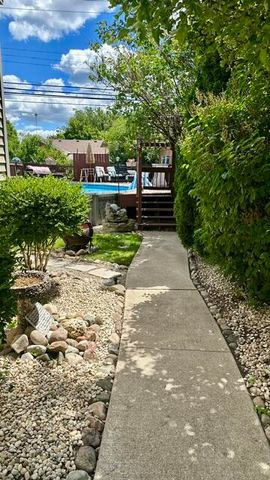 14031 Longtin Street, Southgate, MI 48195