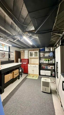 14031 Longtin Street, Southgate, MI 48195