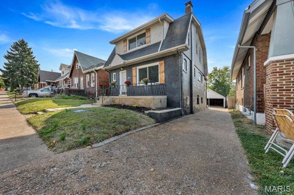 6036 Arsenal Street, St Louis, MO 63139
