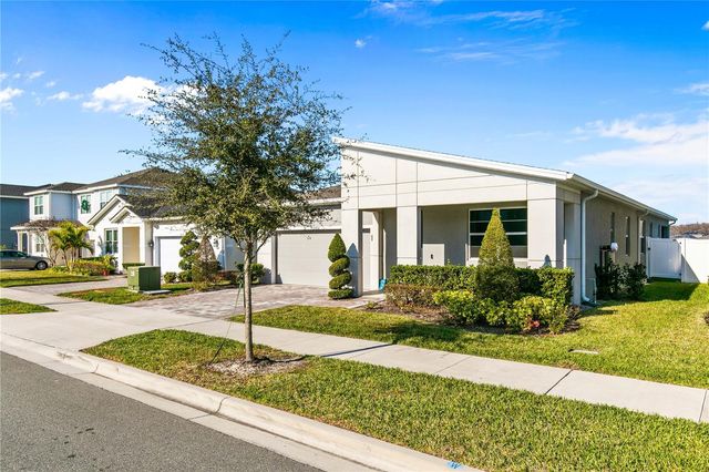 11851 SUNSAIL AVENUE, Orlando, FL 32832