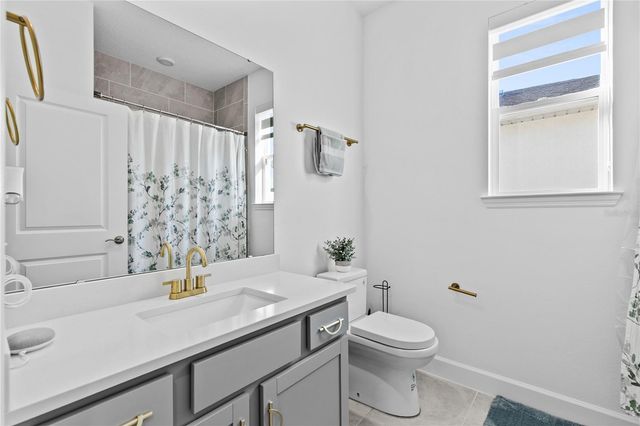 11851 SUNSAIL AVENUE, Orlando, FL 32832