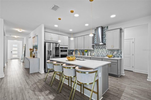 11851 SUNSAIL AVENUE, Orlando, FL 32832