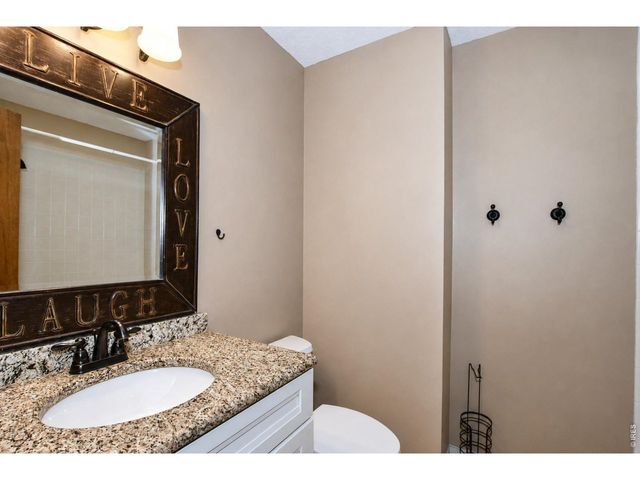 2453 Cameo Ct, Loveland, CO 80538