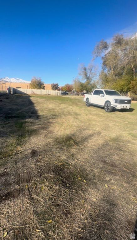 Image 5 of property listing at 3595 S 7200 W # 2, Magna, UT 84044