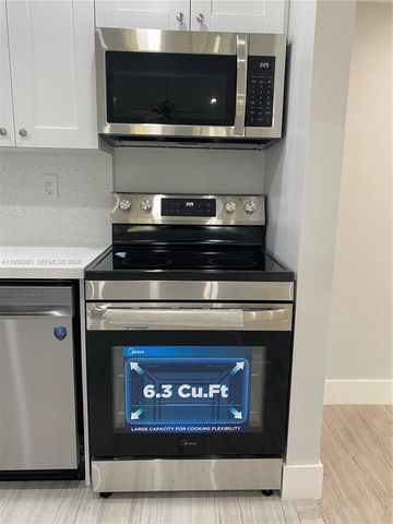 7175 NW 179th St 302, Hialeah, FL 33015