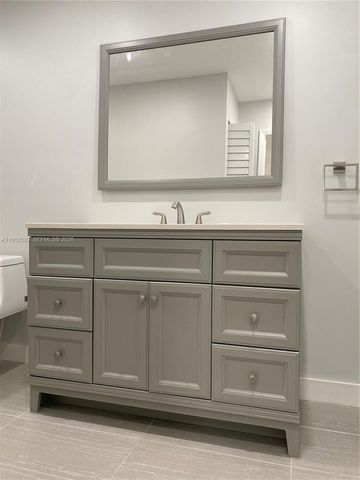 7175 NW 179th St 302, Hialeah, FL 33015