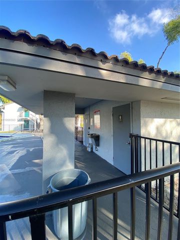 7175 NW 179th St 302, Hialeah, FL 33015