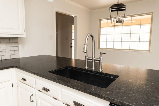 6601 Evergreen Drive, Little Rock, AR 72207