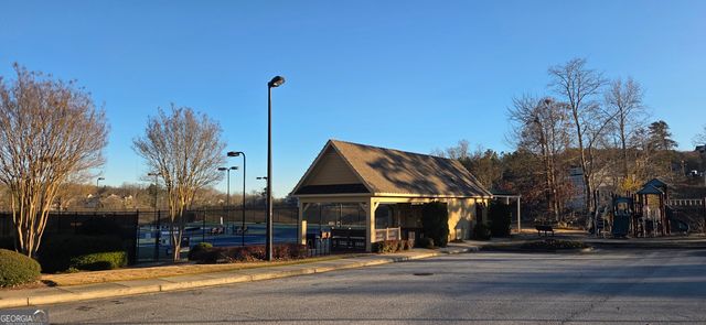 6755 Scarlet Oak Way, Flowery Branch, GA 30542