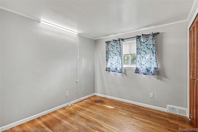 2918 Saratoga Drive, Troy, MI 48083