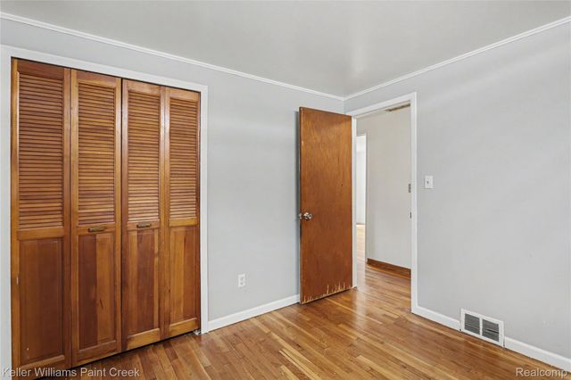 2918 Saratoga Drive, Troy, MI 48083