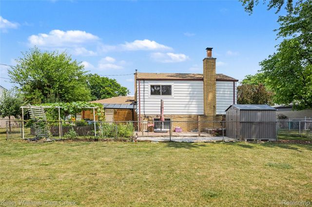 2918 Saratoga Drive, Troy, MI 48083