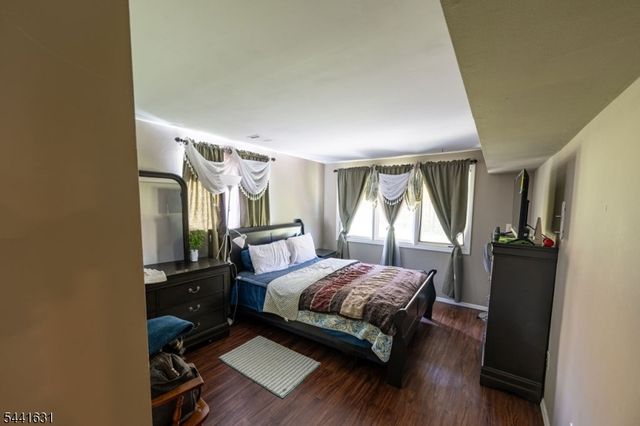 13 Village Way E7, Vernon Twp., NJ 07462