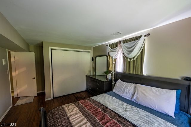 13 Village Way E7, Vernon Twp., NJ 07462