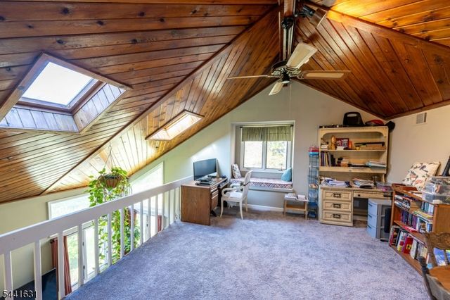 13 Village Way E7, Vernon Twp., NJ 07462