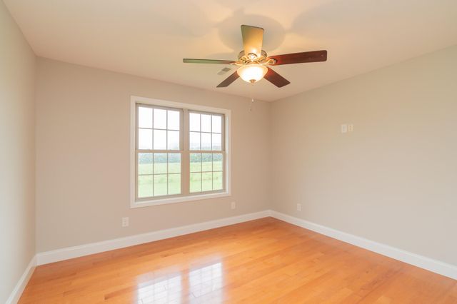 231 E Valley Road, Dunlap, TN 37327