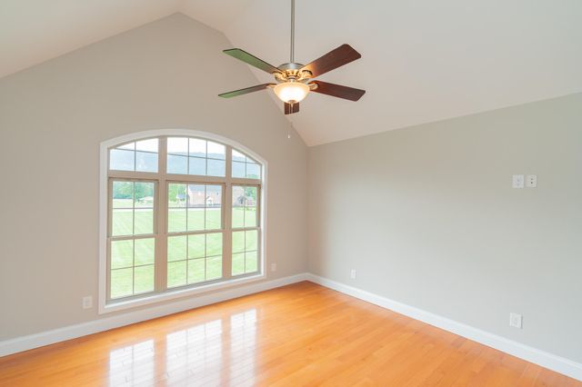 231 E Valley Road, Dunlap, TN 37327