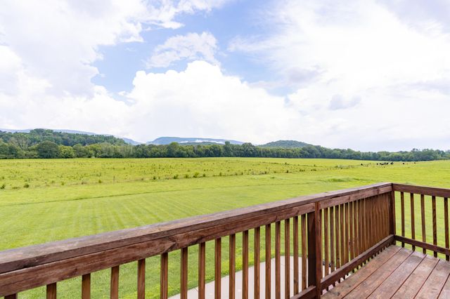 231 E Valley Road, Dunlap, TN 37327