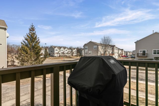 34314 N Barberry Road, Round Lake Beach, IL 60073