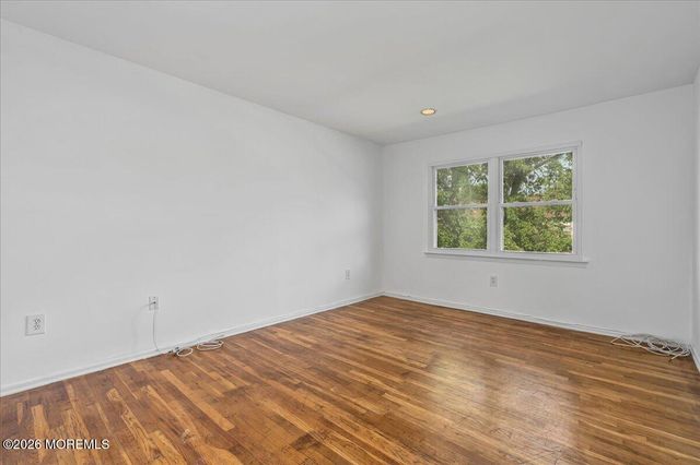 69 Village Green Way, Hazlet, NJ 07730