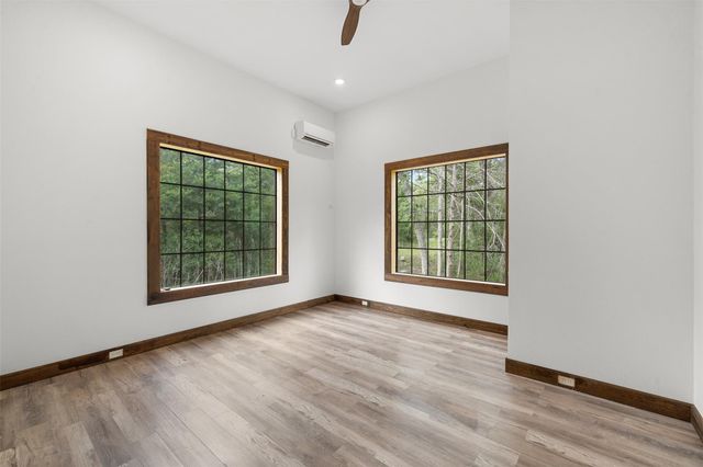 306 Tanglewood Lane, Somerville, TX 77879