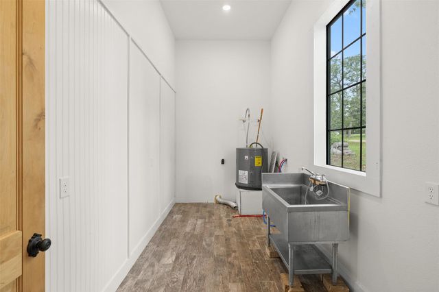 306 Tanglewood Lane, Somerville, TX 77879