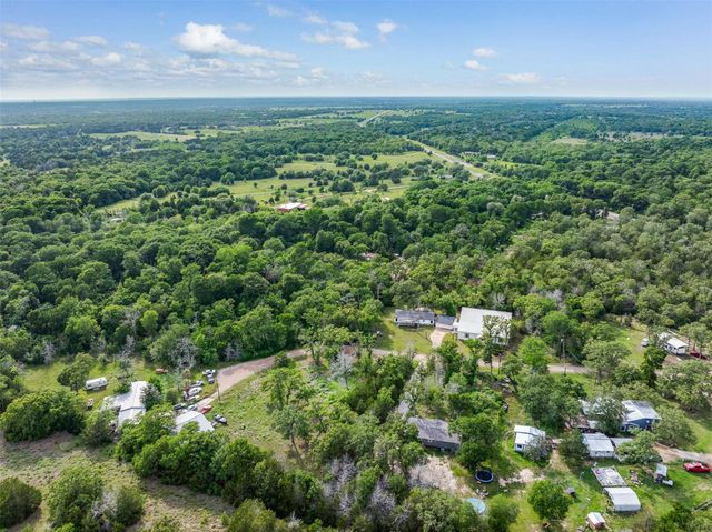 306 Tanglewood Lane, Somerville, TX 77879